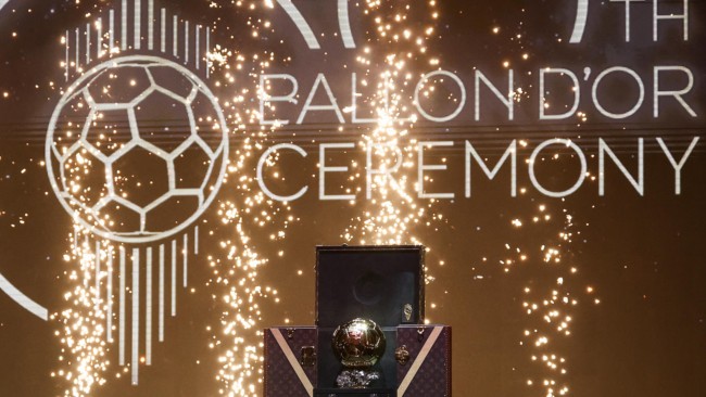 Come è cambiato il Pallone d'Oro negli ultimi anni: calcio mondiale, più categorie, calcio femminile...