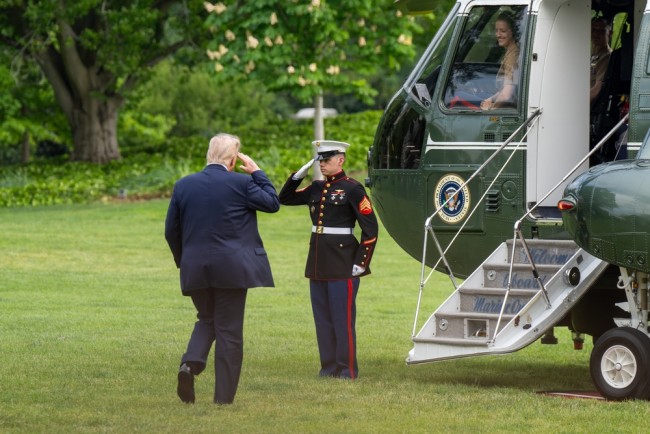 Trump propone un bilancio militare record di 1,5 miliardi di dollari per il 2027 (in aumento rispetto ai 900 miliardi del 2026)