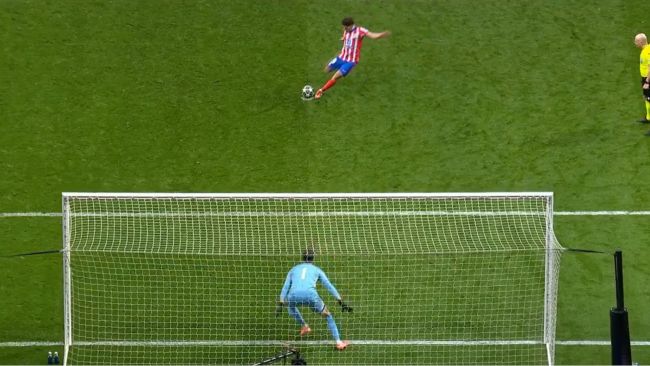 Perché è stato annullato il rigore di Julián Álvarez contro il Real Madrid?