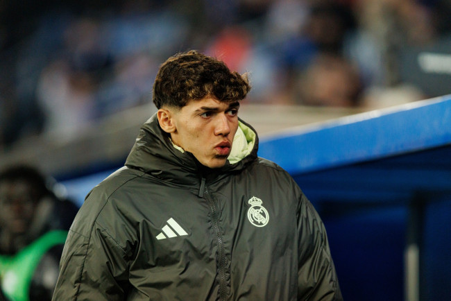 Thiago Pitarch, diciottenne, batte il record del Real Madrid in Champions League, viene elogiato dopo la partita contro il Manchester City
