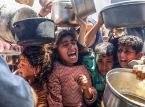 Israele riprende l'offensiva a Gaza mentre inizia l'ingresso limitato negli aiuti