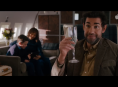 John Krasinski offre la sua migliore impressione su Indiana Jones nell'ultimo sguardo a Fountain of Youth 