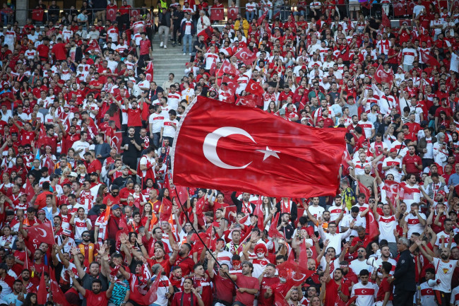 La Turchia pone fine a un'attesa di 24 anni per tornare ai Mondiali FIFA