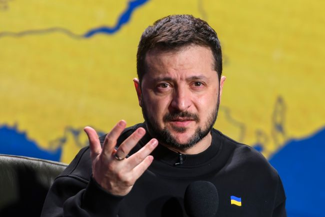 Zelensky avverte che l'Europa non può mettere in sicurezza l'Ucraina senza gli Stati Uniti
