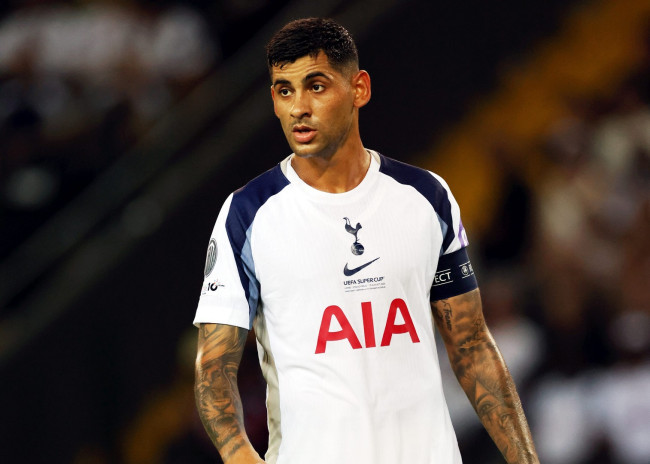 Cuti Romero si infortuna: brutte notizie per il Tottenham, sollievo per l'Argentina