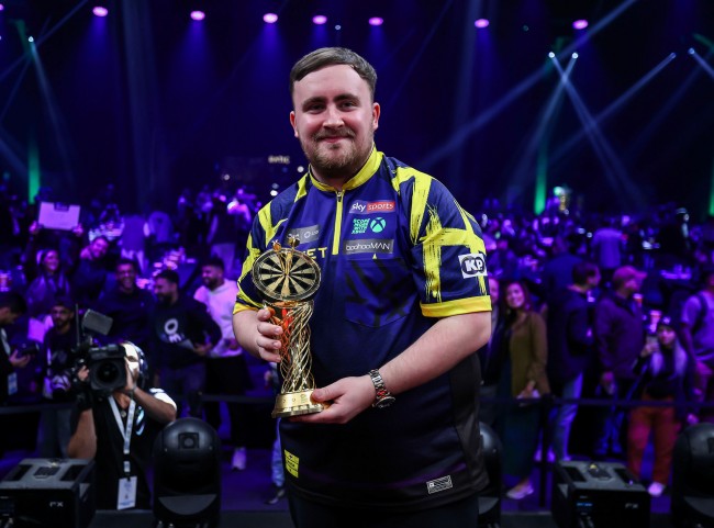 Luke Littler di nuovo in cima con la vittoria al Masters di Dardiche in Arabia Saudita