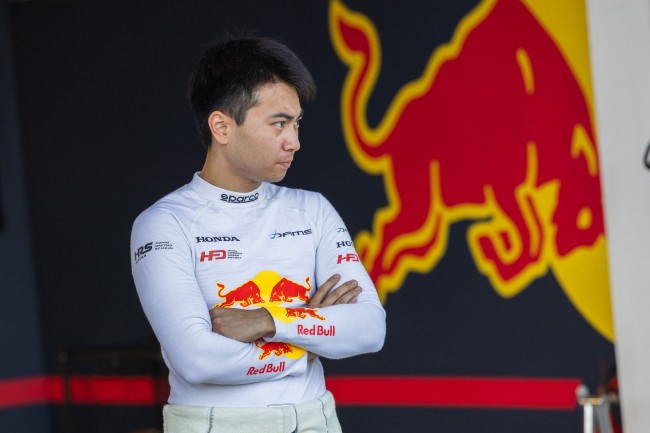 Si afferma che il campione di Super Formula Ayumu Iwasa sarebbe "migliore di Tsunoda"