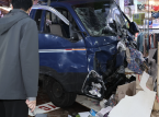 Almeno 2 morti e 18 feriti dopo che un camion si &egrave; schiantato contro un mercato sudcoreano