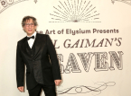 Neil Gaiman nega le accuse di aggressione sessuale e definisce le accuse una "campagna diffamatoria"