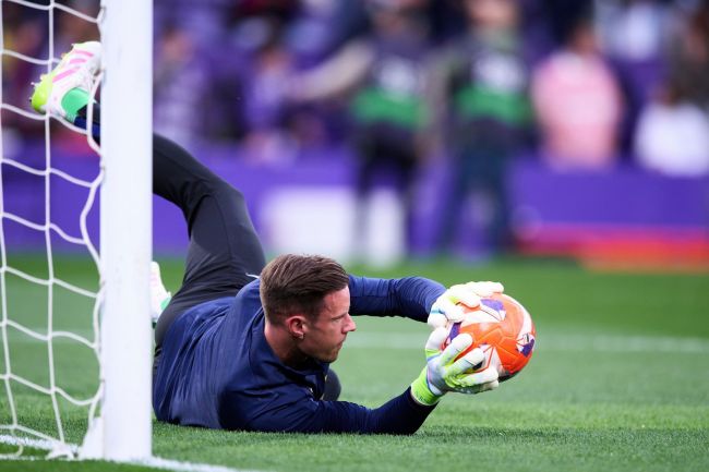 Hansi Flick spera che Marc André-ter Stegen giochi ai Mondiali dopo il prestito al Girona