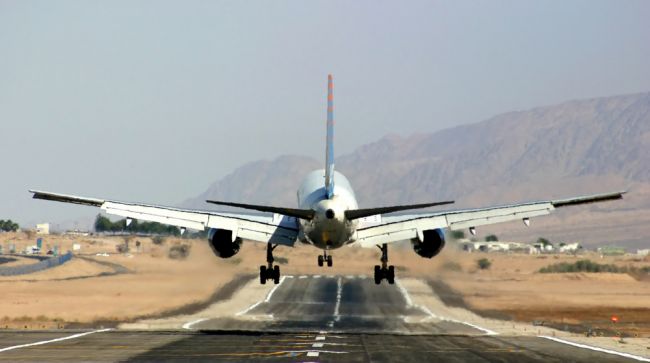 Le compagnie aeree continuano a evitare lo spazio aereo del Medio Oriente dopo l'ingresso degli Stati Uniti nel conflitto israelo-iraniano