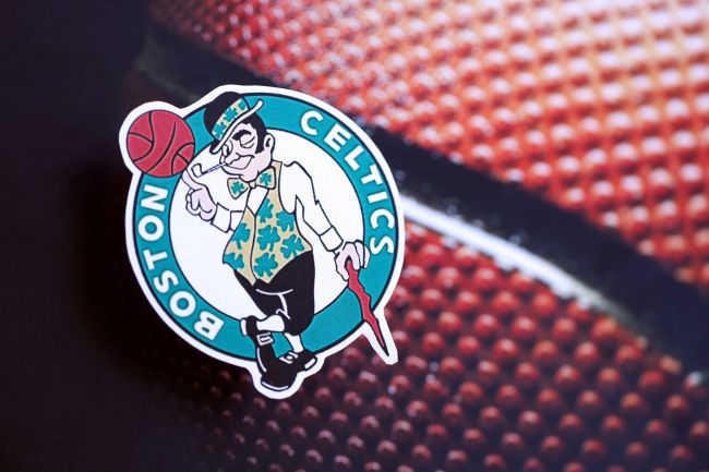 I campioni in carica dei Boston Celtics appesi a un filo nelle semifinali NBA