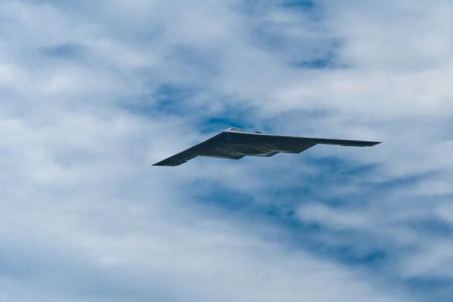 Trump esclude le truppe di terra in Ucraina, ma segnala il supporto aereo