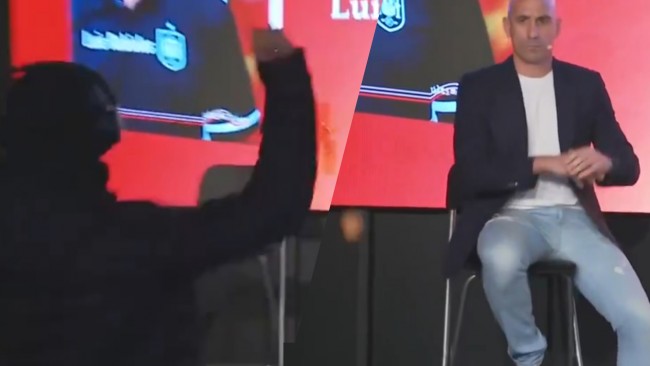 L'ex presidente della federazione calcistica spagnola Luis Rubiales, condannato per un "attacco con le uova"