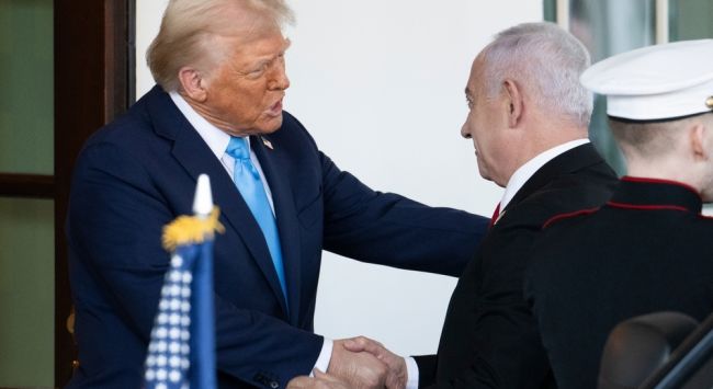 Netanyahu incontra Trump alla Casa Bianca per discutere di Palestina e Iran