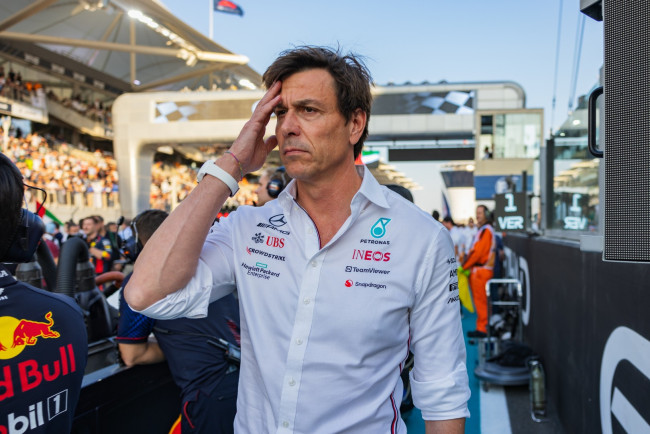 Toto Wolff aveva sentimenti contrastanti quando ha conquistato il premio dopo la vittoria di Antonelli a Monaco