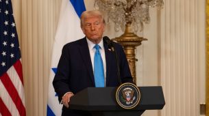 Trump promette un sostegno più difensivo all'Ucraina