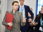 "Possiamo parlare di tutto, tranne della nostra sovranit&agrave;," dice Mette Frederiksen a Trump