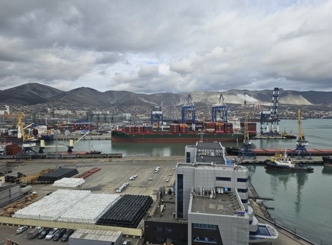 I droni ucraini attaccano il porto di Novorossiysk sul Mar Nero