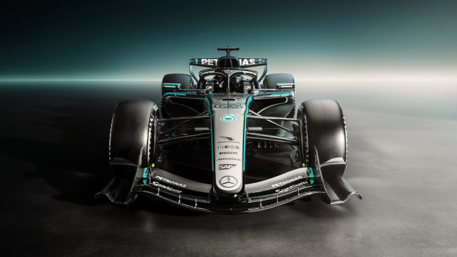 Formula 1 2026: Mercedes-AMG mostra la W17