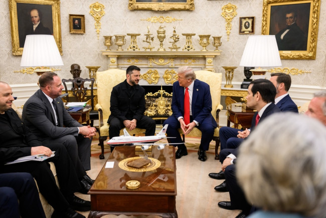 Zelensky esorta Trump a visitare l'Ucraina