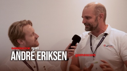 Rendere accessibile il sim-racing - Asetek SimSports Gamescom 2025 intervista ad Andr&eacute; Eriksen